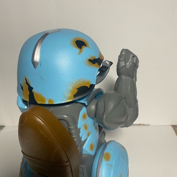 Transformers Sqweeks Robot - Picture 10 of 11